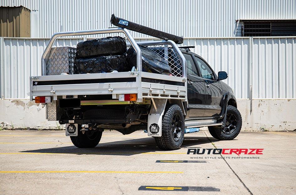 TOYOTA HILUX N70 4WD GLAMIS MATTE BLACK